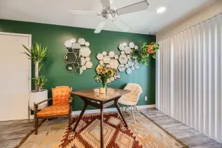 Photo #4: 2610442 Listing 