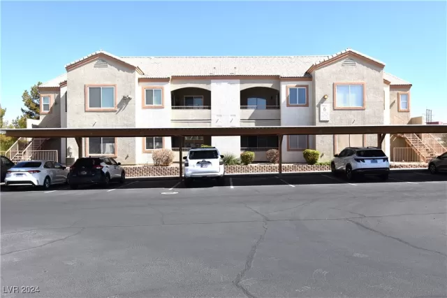 MLS: 2610443 Condo For Sale