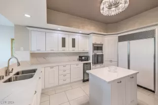 Photo #6: 2610465 Listing 