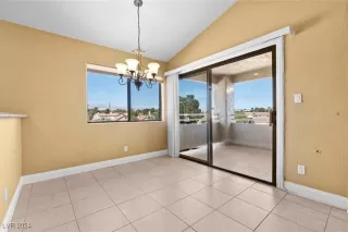 Photo #5: 2610474 Listing