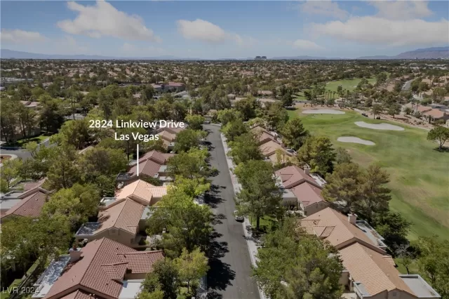 MLS: 2610476 Condo For Sale