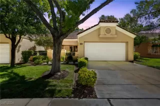 Photo #2: 2610476 Listing