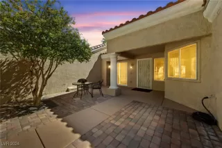 Photo #3: 2610476 Listing