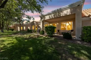 Photo #5: 2610476 Listing