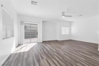 Photo #3: 2610497 Listing 