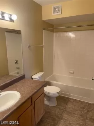 Photo #4: 2610499 Listing 