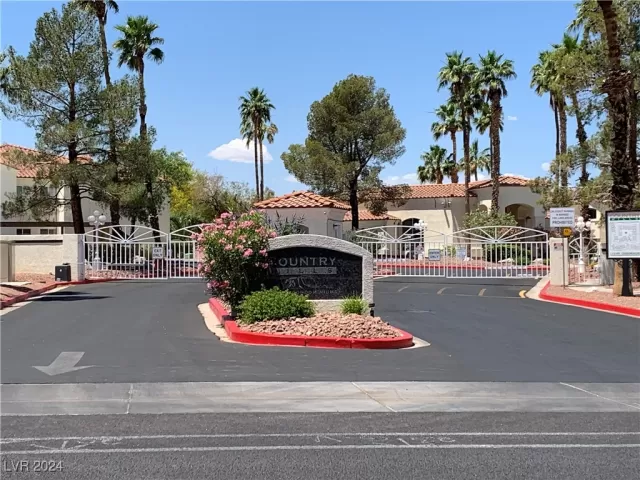 MLS: 2610522 Condo For Sale
