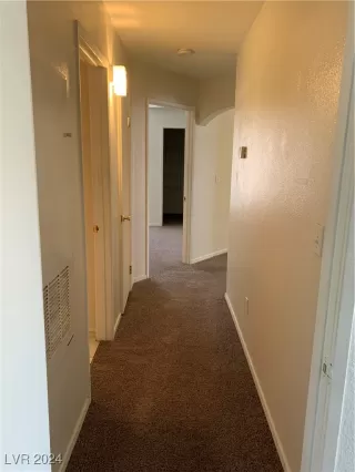 Photo #6: 2610522 Listing 
