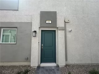 Photo #3: 2610536 Listing