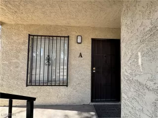 Photo #1: 2610585 Listing 