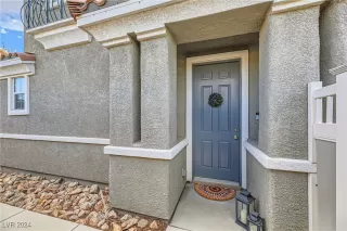 Photo #3: 2610588 Listing