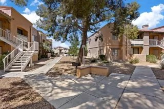 Photo #6: 2610601 Listing 