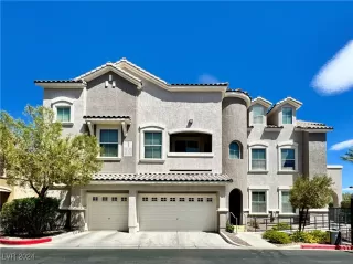 Photo #3: 2610644 Listing