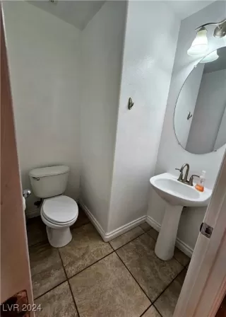 Photo #6: 2610677 Listing