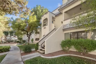 Photo #1: 2610685 Listing