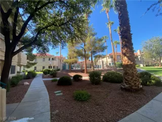 Photo #6: 2610703 Listing 