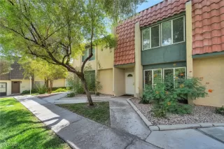 Photo #1: 2610705 Listing 