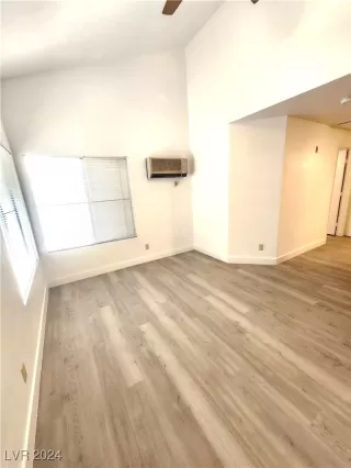 Photo #2: 2610708 Listing 