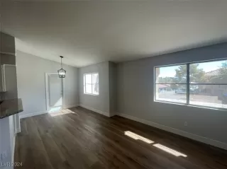 Photo #2: 2610717 Listing 