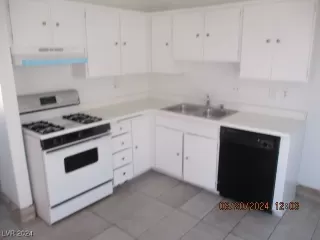 Photo #3: 2610719 Listing 