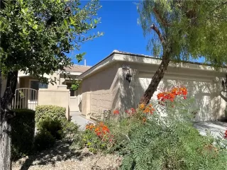 Photo #1: 2610721 Listing 