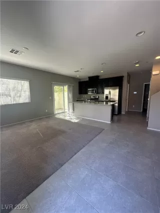 Photo #6: 2610724 Listing 