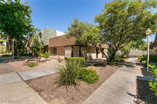 MLS: 2610725 Condo For Sale