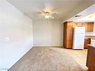 Photo #2: 2610741 Listing 