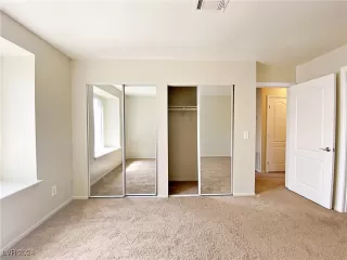 Photo #5: 2610741 Listing 