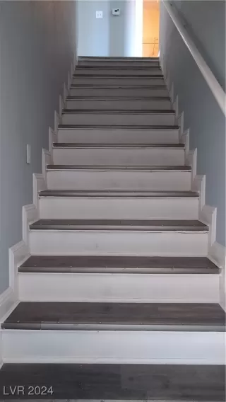 Photo #1: 2610742 Listing 