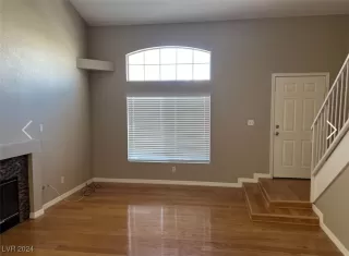 Photo #3: 2610758 Listing 