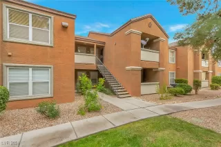 Photo #1: 2610782 Listing 