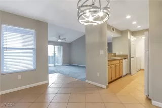 Photo #5: 2610782 Listing 