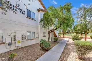 Photo #1: 2610880 Listing