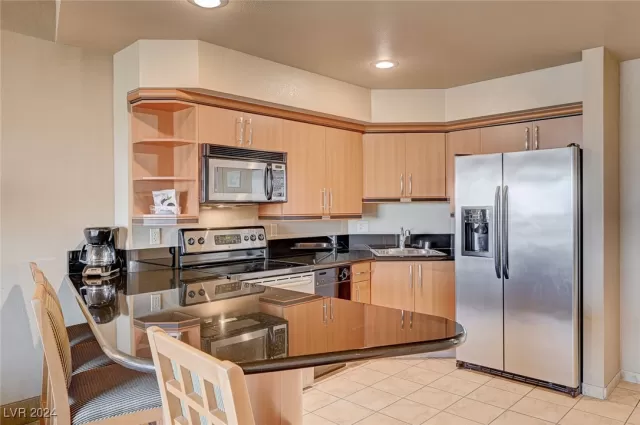 MLS: 2610892 Condo For Sale