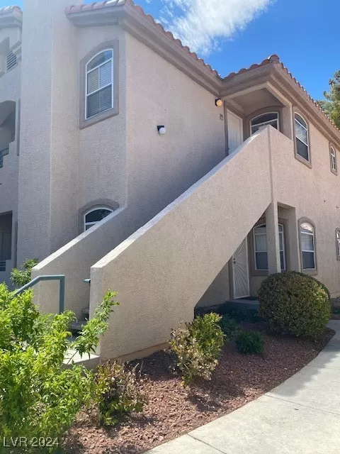 MLS: 2610924 Condo For Sale