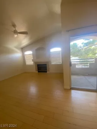 Photo #1: 2610924 Listing 