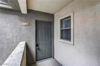 Photo #1: 2610935 Listing 