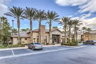 Photo #3: 2610935 Listing 