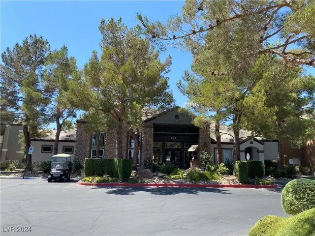 MLS: 2610943 Condo For Sale