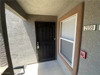 Photo #2: 2610943 Listing 