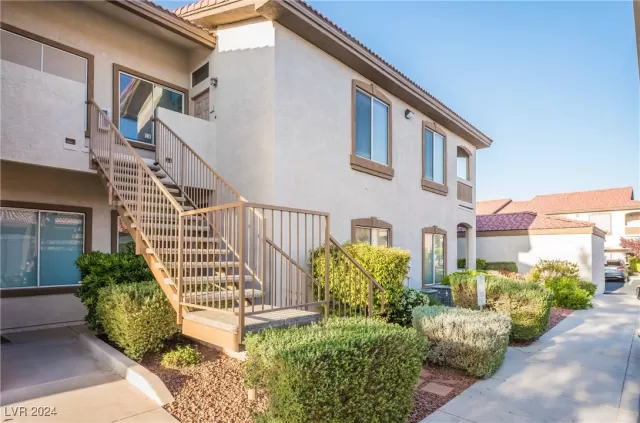 MLS: 2610946 Condo For Sale