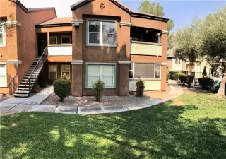 Photo #1: 2610972 Listing 