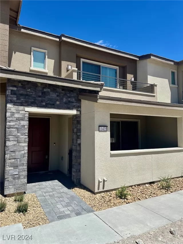 MLS: 2611019 Condo For Sale