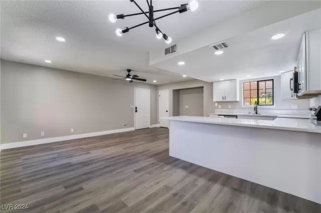 MLS: 2611055 Condo For Sale