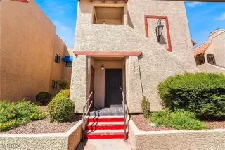 Photo #4: 2611055 Listing