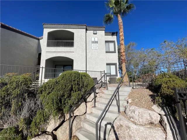 MLS: 2611063 Condo For Sale