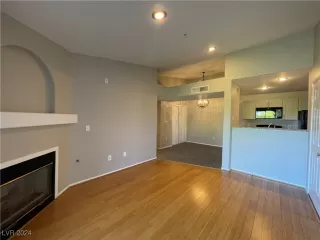 Photo #2: 2611063 Listing 