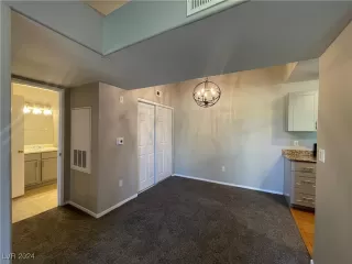 Photo #4: 2611063 Listing 