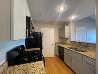 Photo #6: 2611063 Listing 